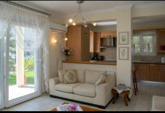 4Seasons Apartment Nea Iraklitsa ภายนอก รูปภาพ
